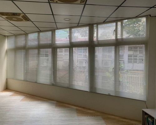 台北辦公室首選百葉窗簾, 台北辦公室窗簾, 台北橫式百葉簾, 台北百葉窗簾, 台北窗簾安裝, 
			台北窗簾挑選, 台北窗簾專家, 台北窗簾價格, 台北窗簾價格計算, 台北窗簾試算, 台北窗簾店, 台北窗簾, 台北窗簾施工, 台北窗簾安裝, 台北窗簾推薦, 台北窗簾設計, 台北窗簾素材, 台北窗簾選購, 
			台北窗簾種類